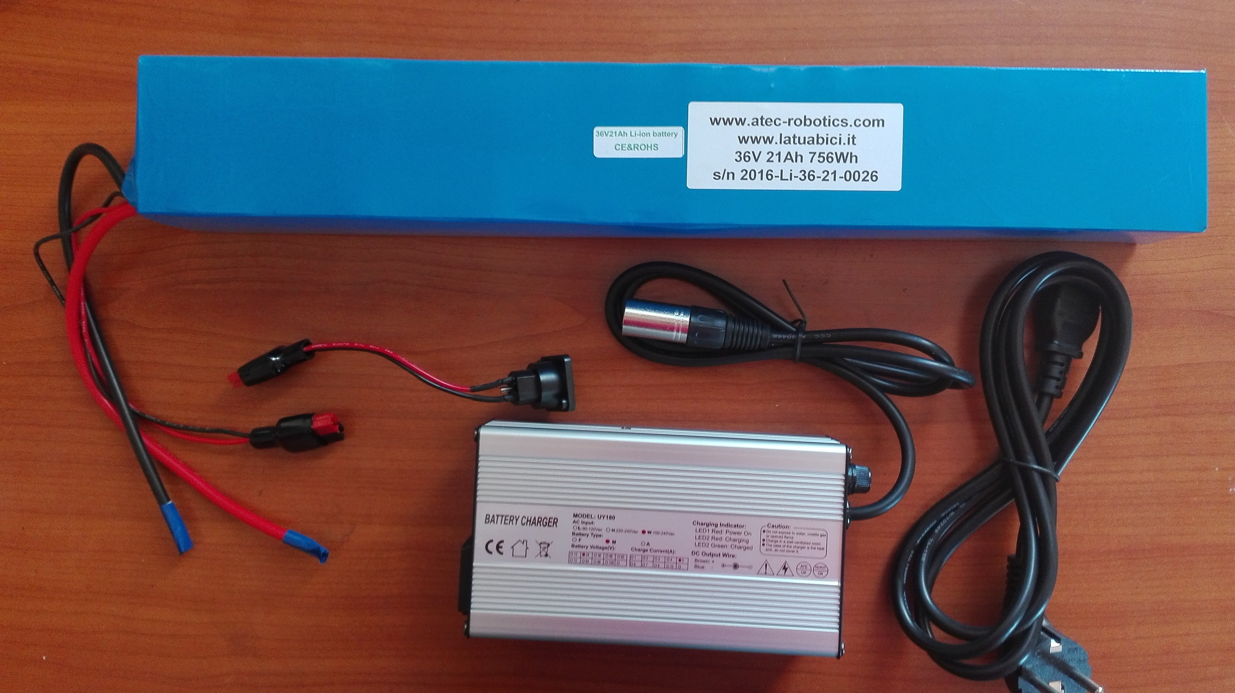 Batteria Litio  Aprilia Enjoy 36V (38.8V) 21Ah 815Wh. Caricabatterie da 5A.