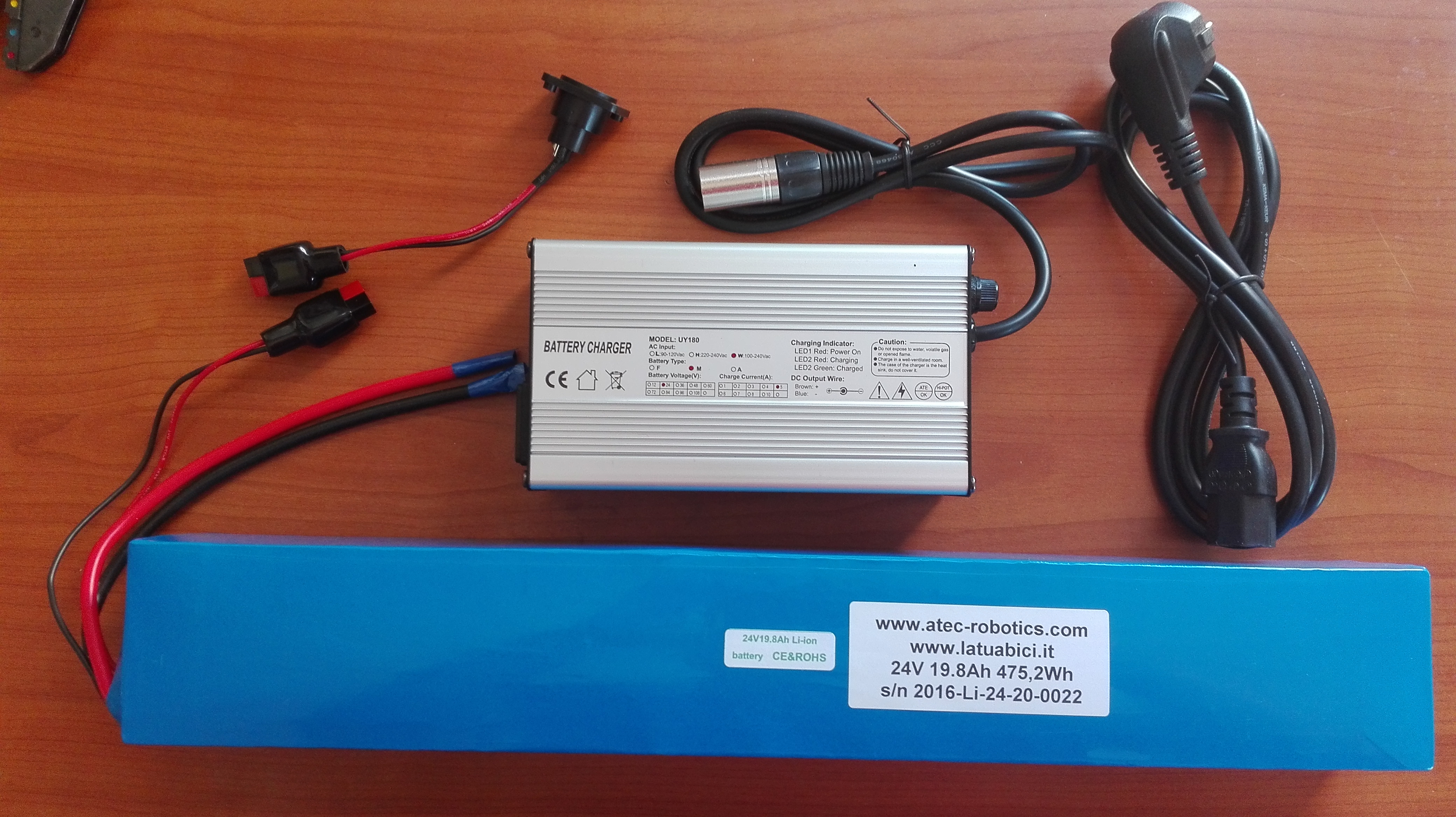 Batteria Litio Aprilia Enjoy 24V (25.9V) 20.3Ah 526Wh. Caricabatterie da 5A